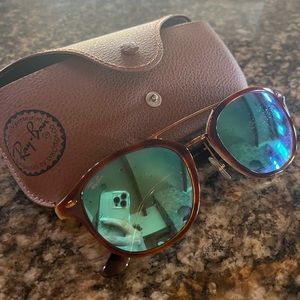 Ray-Ban Aviator Sunglasses